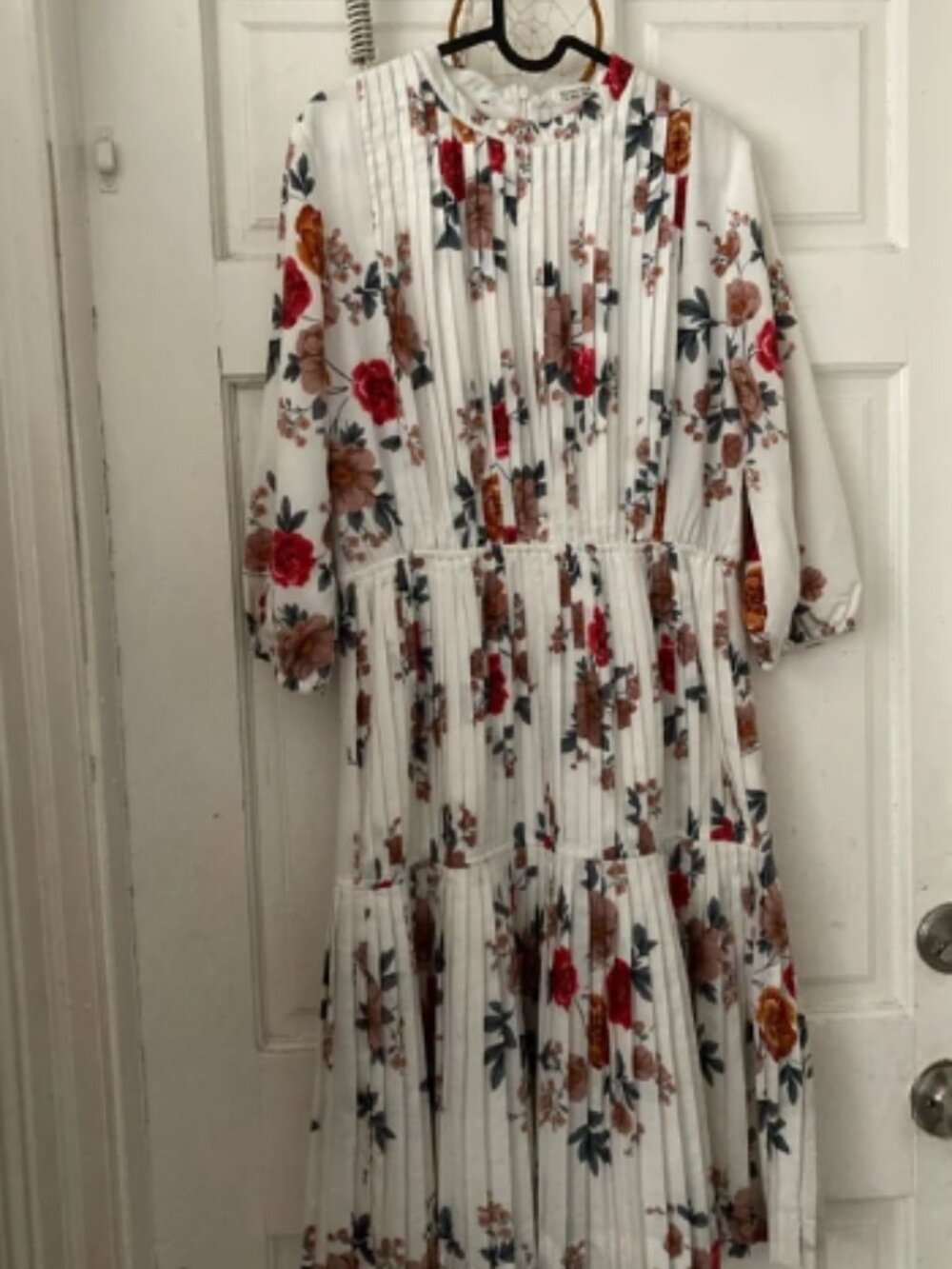Beautiful floral dress from kormitzer
